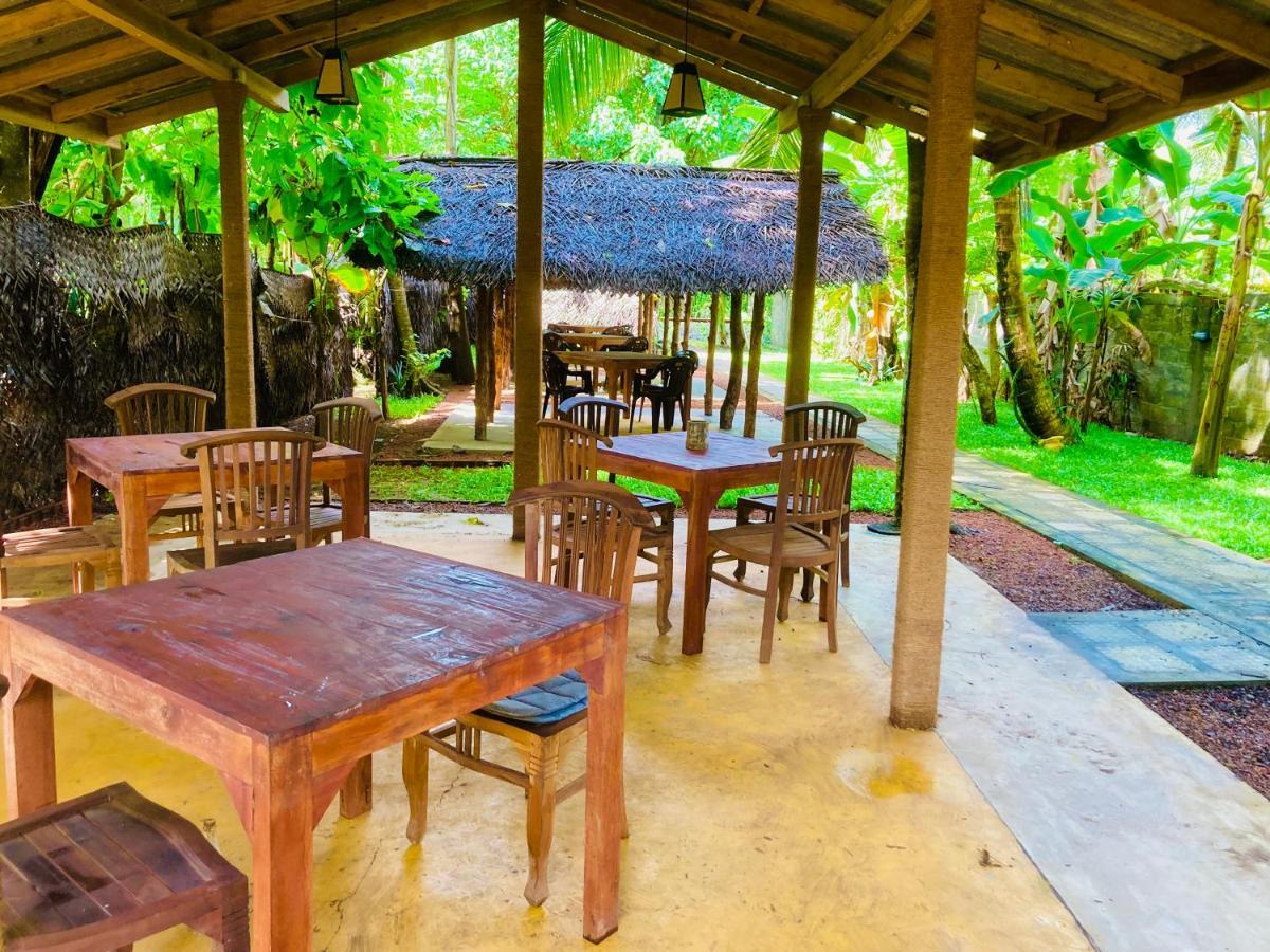 Manel Villa Bentota Esterno foto